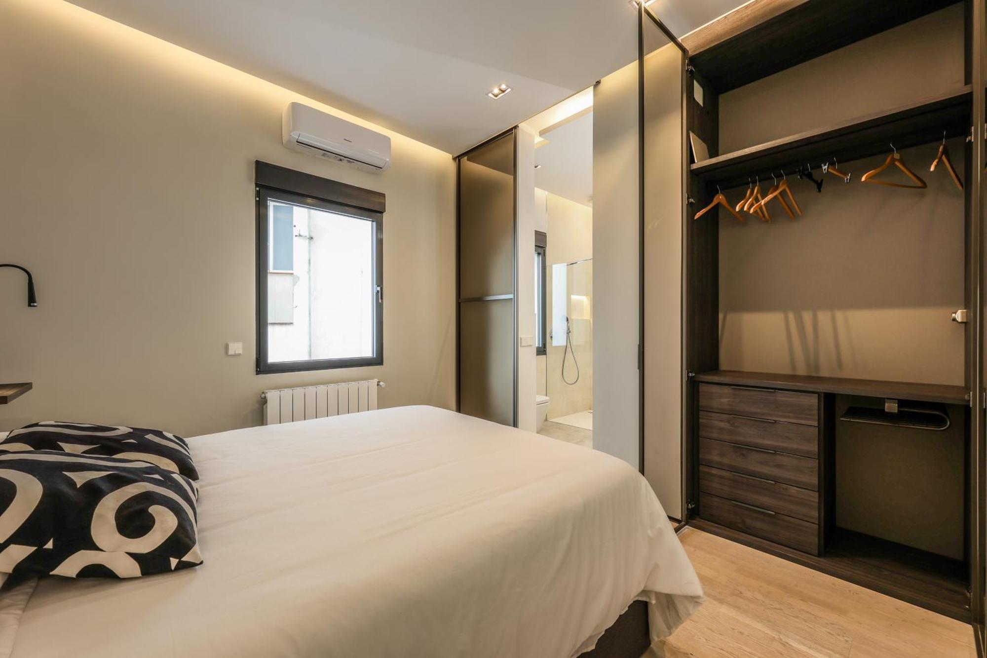 En El Corazon De Madrid, Casa Modernaアパートメント エクステリア 写真