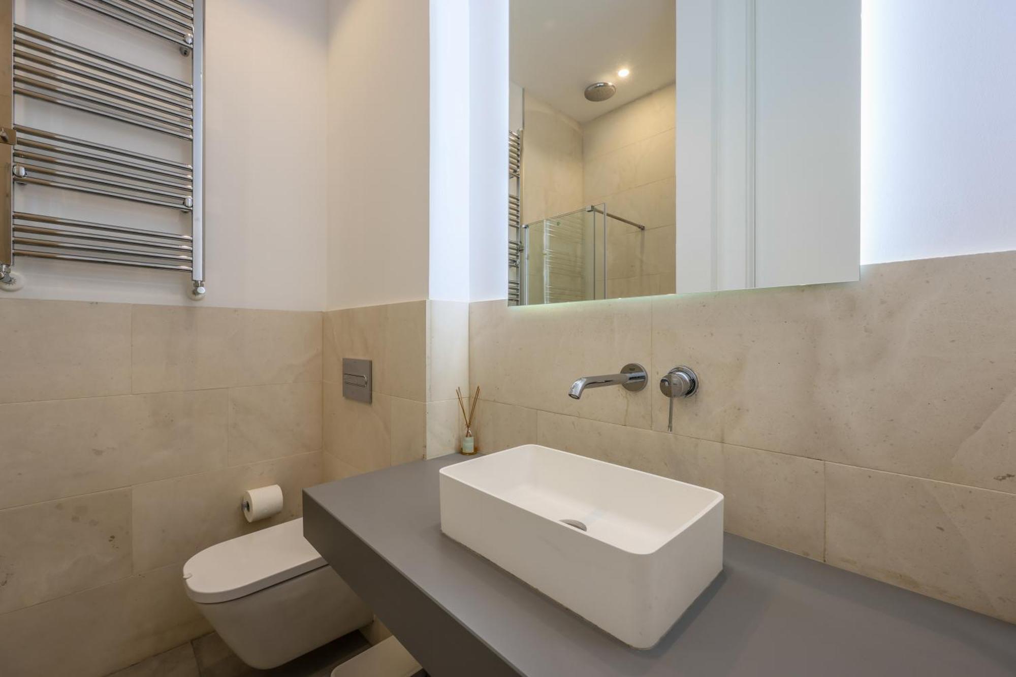 En El Corazon De Madrid, Casa Modernaアパートメント エクステリア 写真